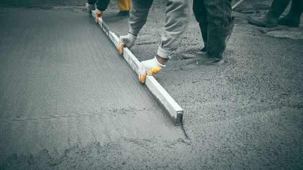 Best Concrete Sidewalk Installation in Crest Hl, IL